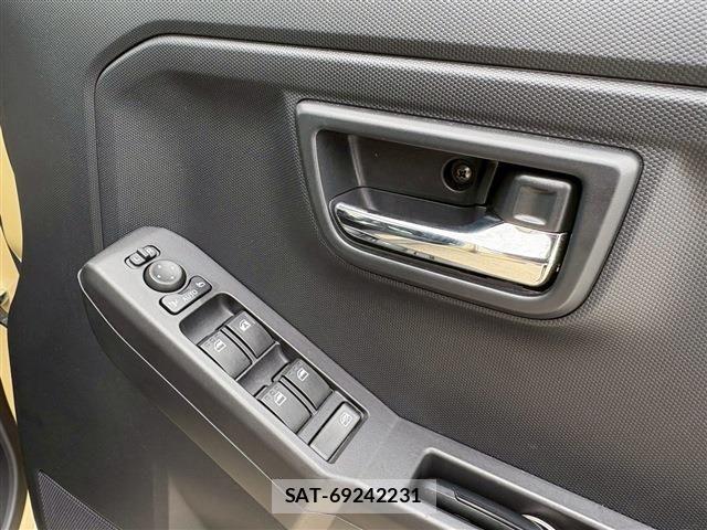 Daihatsu TAFT 2022-08 7330495-18