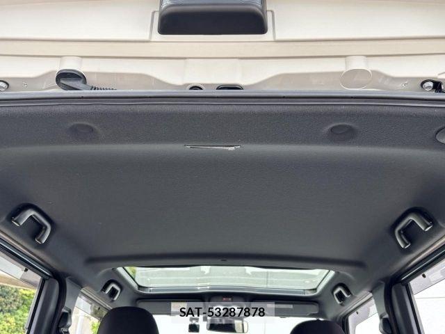 Daihatsu TAFT 2025-10 7360068-9