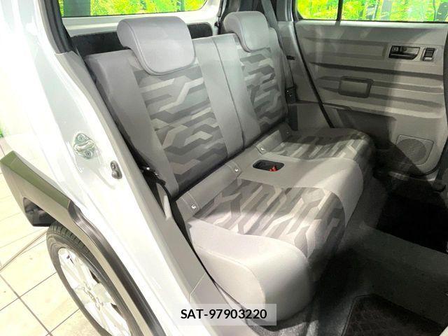Daihatsu TAFT 2020-10 7394403-8