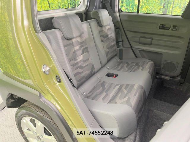 Daihatsu TAFT 2025-10 7458247-8