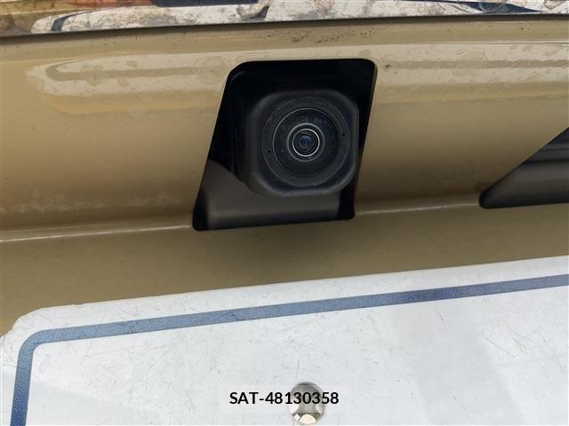 Daihatsu TAFT 2025-01 7458242-4