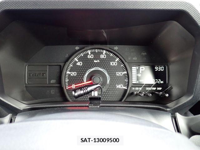 Daihatsu TAFT 2025-04 7510208-12