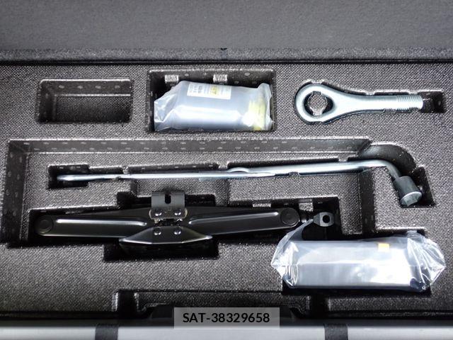 Daihatsu TAFT 2025-04 7510200-18