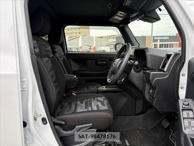 Daihatsu TAFT 2022-03 7620620-15