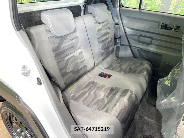 Daihatsu TAFT 2025-05 7620617-8