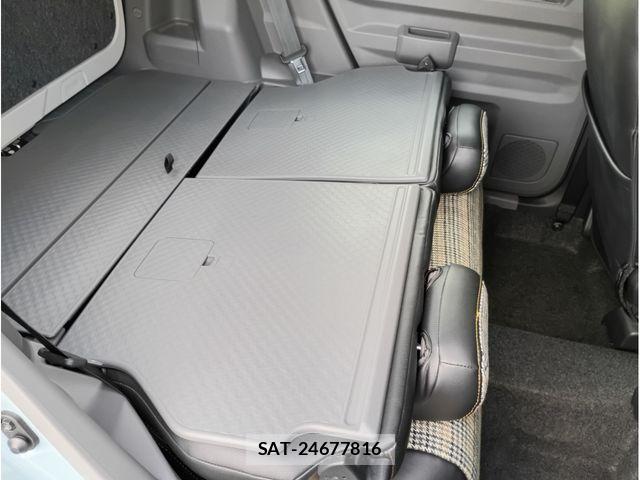 Daihatsu TAFT 2021-11 7879830-9