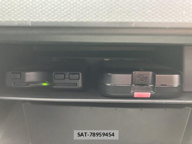 Daihatsu TAFT 2021-09 7964038-24