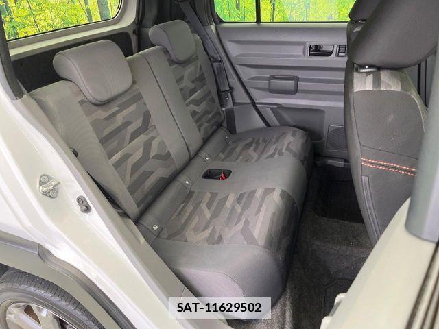 Daihatsu TAFT 2021-06 7981242-9