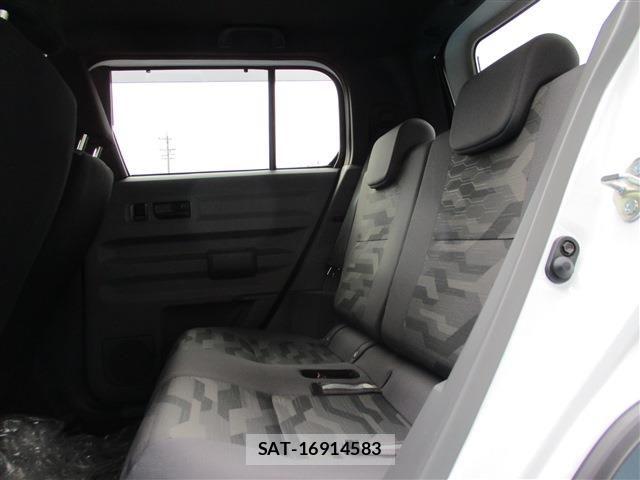 Daihatsu TAFT 2025-08 7981230-6