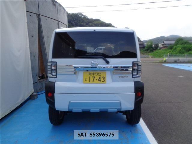 Daihatsu TAFT 2025-08 7981231-2