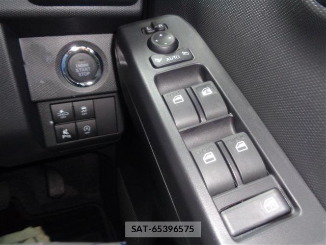 Daihatsu TAFT 2025-08 7981231-4