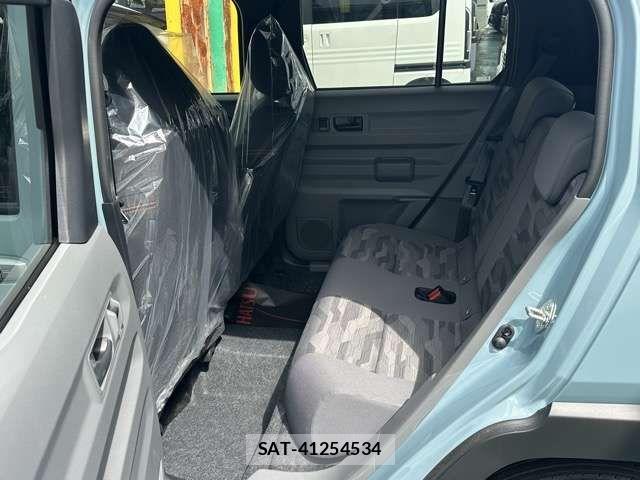 Daihatsu TAFT 2025-10 8038630-5
