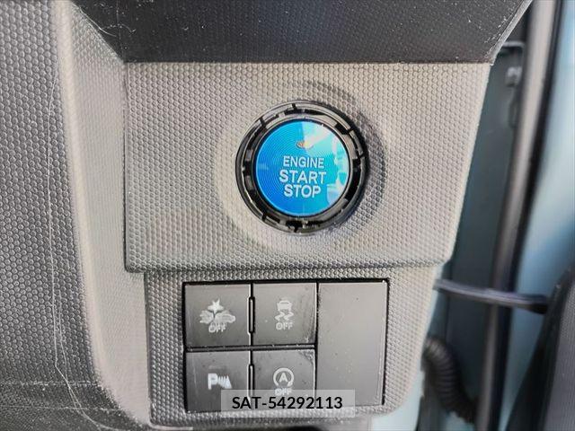 Daihatsu TAFT 2022-01 8038623-25