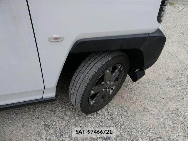 Daihatsu TAFT 2021-05 8038639-9