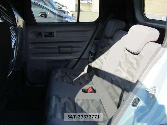Daihatsu TAFT 2025-10 8075820-23