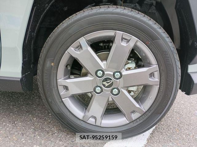 Daihatsu TAFT 2025-11 8075826-5