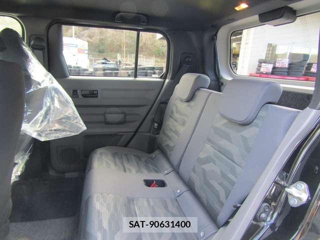 Daihatsu TAFT 2025-10 8075399-24