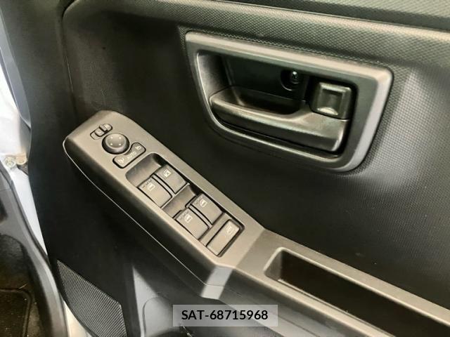 Daihatsu TAFT 2022-07 8102196-11