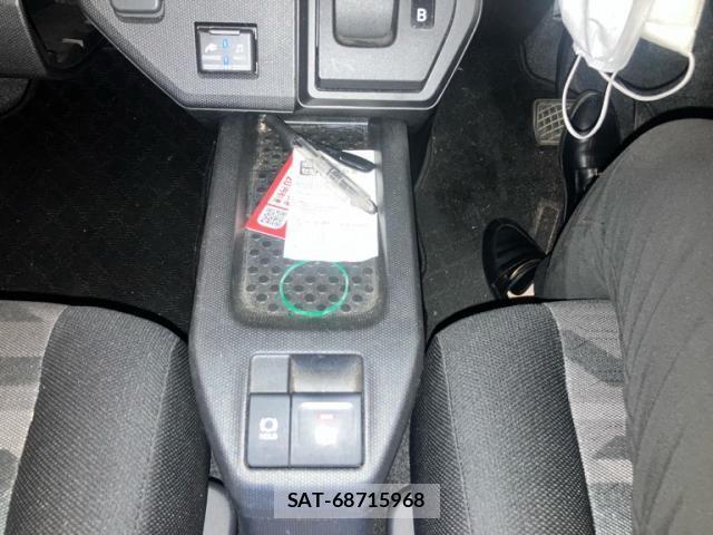 Daihatsu TAFT 2022-07 8102196-21