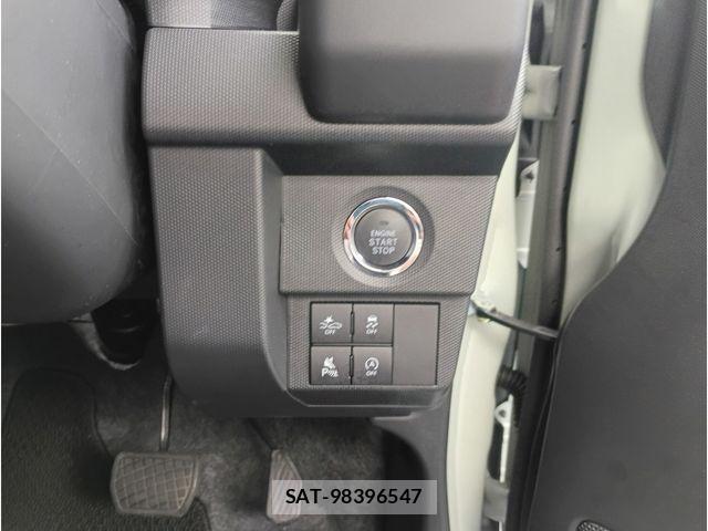 Daihatsu TAFT 2026-01 8102175-4