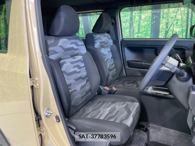 Daihatsu TAFT 2024-11 8102193-8