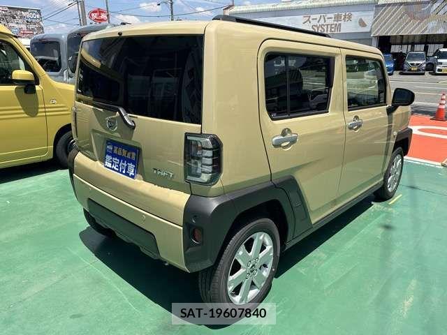 Daihatsu TAFT 2025-04 8102186-9
