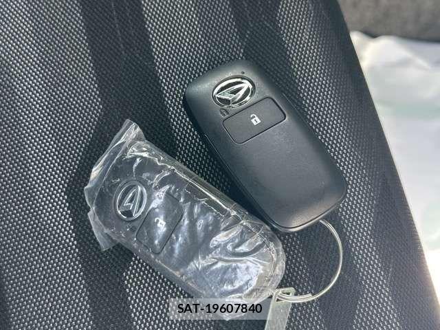 Daihatsu TAFT 2025-04 8102186-13
