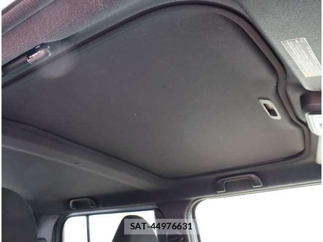 Daihatsu TAFT 2021-11 8102181-4