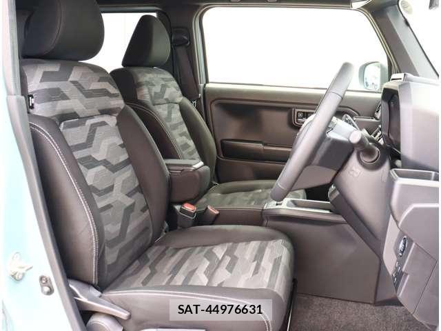 Daihatsu TAFT 2021-11 8102181-6