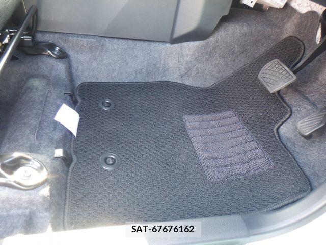 Daihatsu TAFT 2026-03 8102172-23