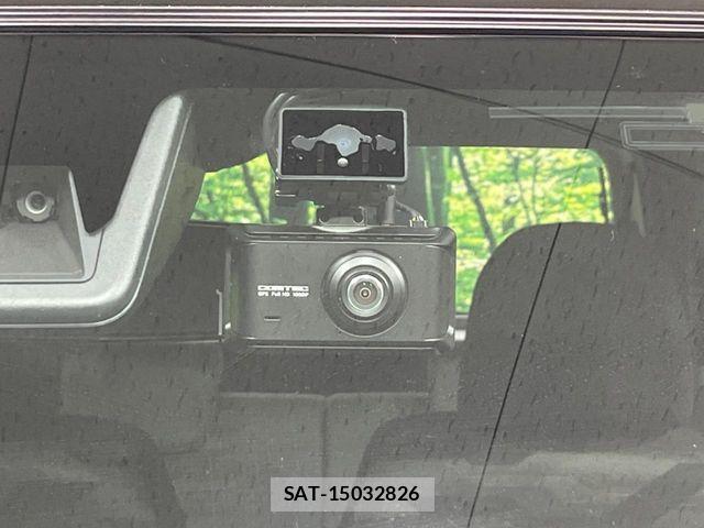 Daihatsu TAFT 2021-07 8132595-6