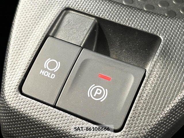 Daihatsu TAFT 2021-09 8132597-8