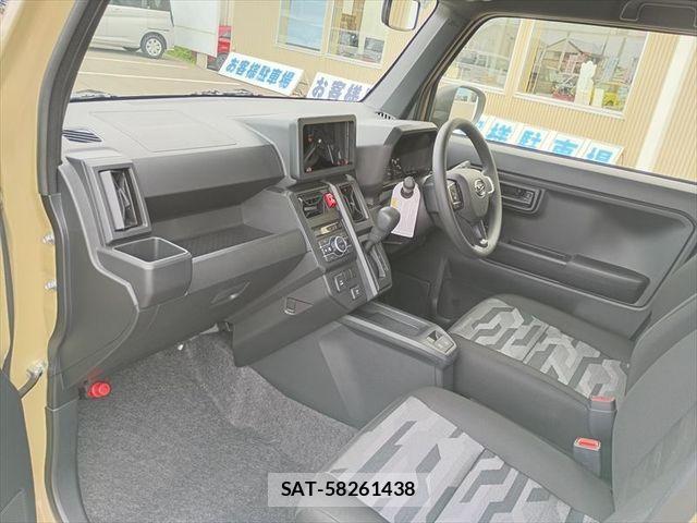 Daihatsu TAFT 2025-07 8132604-9