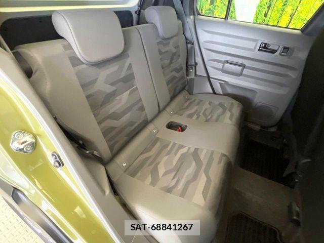 Daihatsu TAFT 2023-10 8146798-8