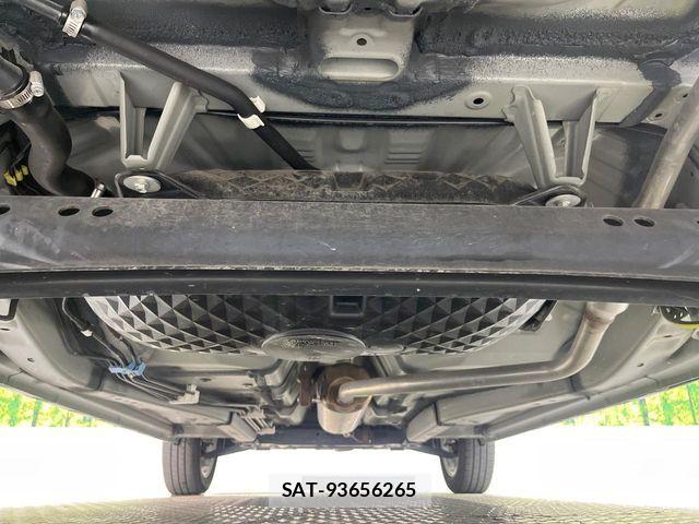 Daihatsu TAFT 2021-12 8146812-18