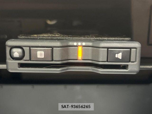 Daihatsu TAFT 2021-12 8146812-3