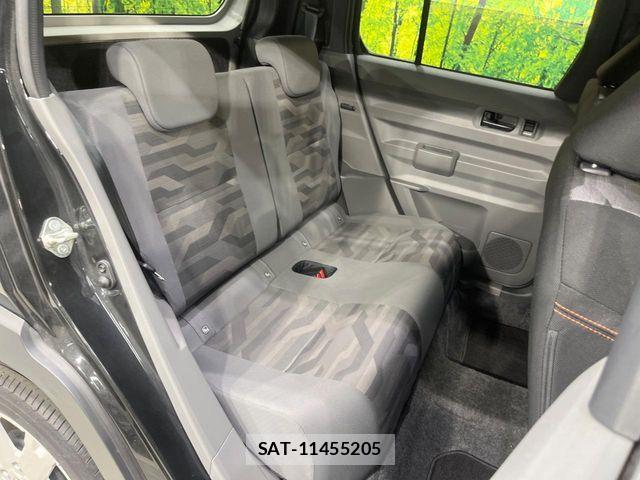 Daihatsu TAFT 2023-12 8146801-8