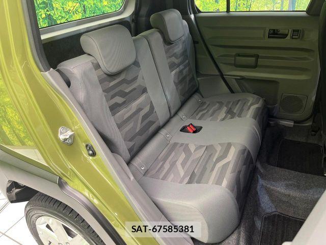 Daihatsu TAFT 2020-12 8210542-8