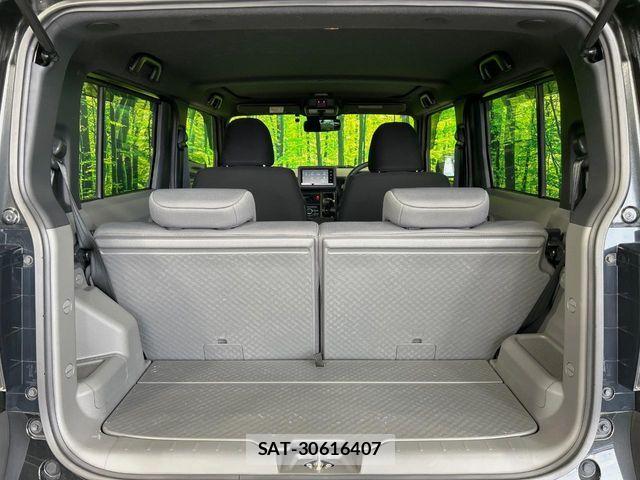 Daihatsu TAFT 2021-09 8210533-9