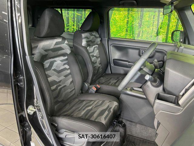 Daihatsu TAFT 2021-09 8210533-7