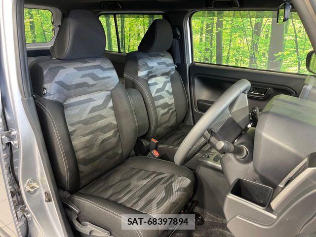 Daihatsu TAFT 2021-07 8210527-8