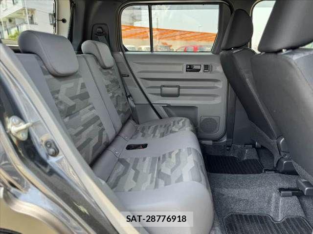 Daihatsu TAFT 2025-02 8210540-18