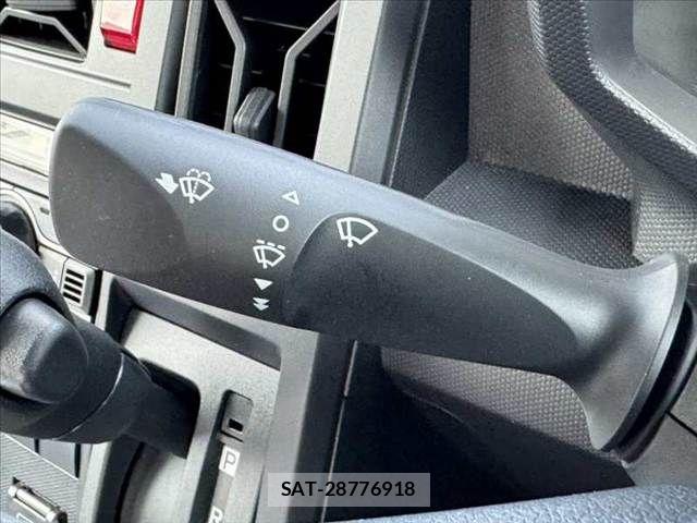 Daihatsu TAFT 2025-02 8210540-25