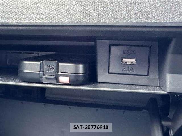 Daihatsu TAFT 2025-02 8210540-27