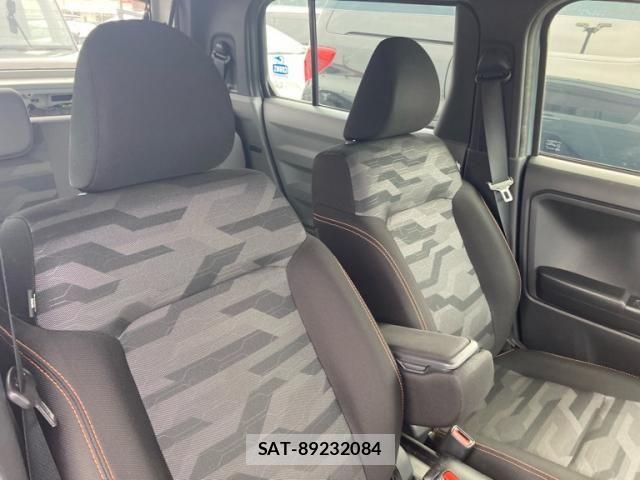 Daihatsu TAFT 2022-04 8210545-12