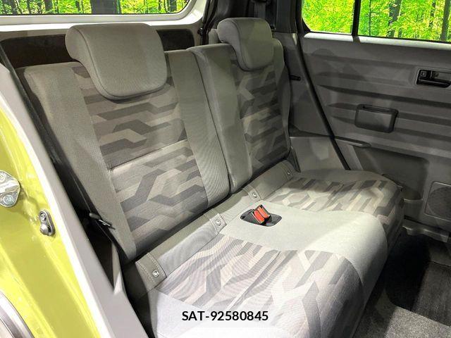 Daihatsu TAFT 2021-07 8210531-8