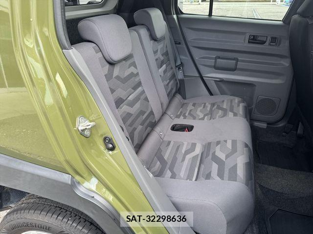 Daihatsu TAFT 2021-07 8210532-15