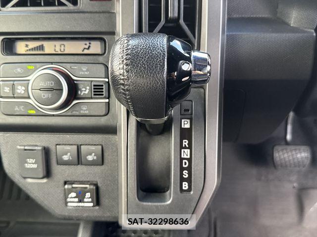 Daihatsu TAFT 2021-07 8210532-22