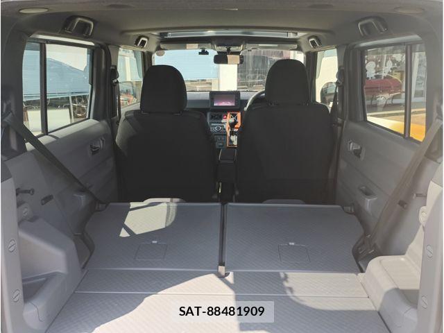 Daihatsu TAFT 2022-07 8210541-14