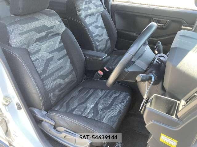 Daihatsu TAFT 2023-02 8232041-21